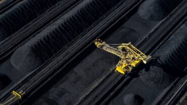 China Doubles Coal and Gas Imports as Global Trade Putters